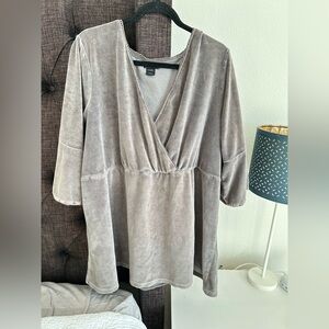 Gray/Green V-Neck Women's Top Velvet